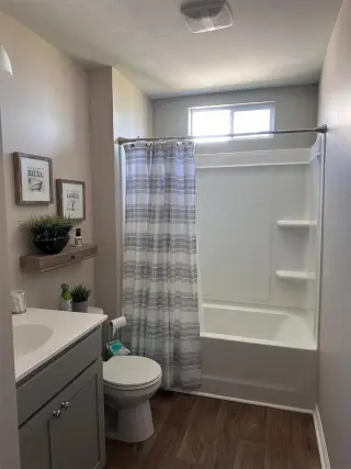 Propiedad en alquiler con 5 habitaciones y 3.5 baños en Pooer