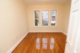 Propiedad en alquiler con 2 habitaciones y 1 baño en Mattaphan