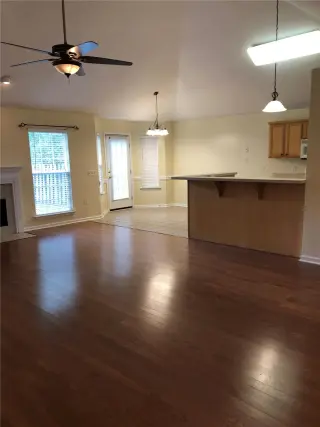 Propiedad en alquiler con 4 habitaciones y 2 baños en Savannah
