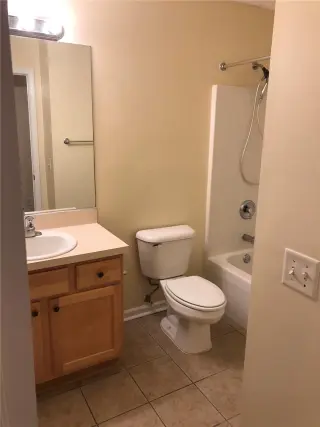 Propiedad en alquiler con 4 habitaciones y 2 baños en Savannah
