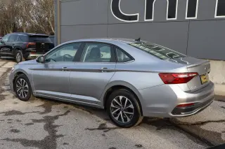 2024 Volkswagen Jetta S Auto