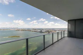 Propiedad en alquiler con 3 habitaciones y 3.5 baños en Miami