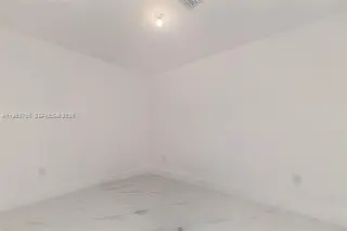 Propiedad en alquiler con 3 habitaciones y 3.5 baños en Miami
