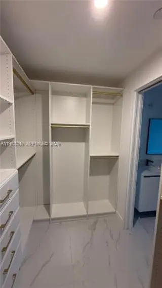 Propiedad en alquiler con 3 habitaciones y 3.5 baños en Miami