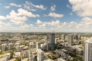 Propiedad en alquiler con 3 habitaciones y 3.5 baños en Miami