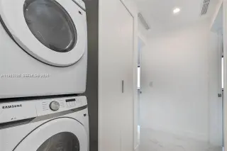 Propiedad en alquiler con 3 habitaciones y 3.5 baños en Miami