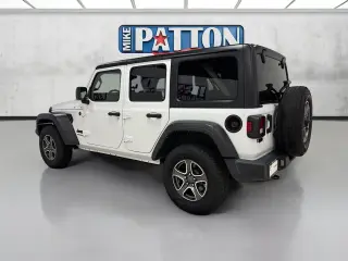 Jeep Wrangler Unlimited 2022 4x4 Sport 4dr SUV