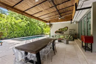 Propiedad en alquiler con 4 habitaciones y 3.5 baños en Miami
