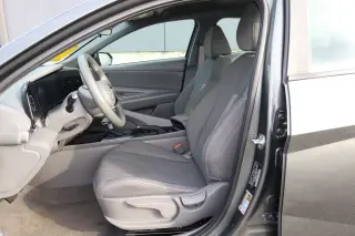 2024 Hyundai Elantra SEL IVT
