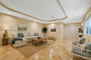 Propiedad en alquiler con 3 habitaciones y 2.5 baños en Miami