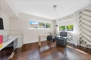 Propiedad en alquiler con 3 habitaciones y 2 baños en Miami
