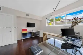 Propiedad en alquiler con 3 habitaciones y 2 baños en Miami