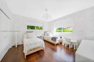 Propiedad en alquiler con 3 habitaciones y 2 baños en Miami