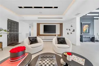 Propiedad en alquiler con 3 habitaciones y 2 baños en Miami