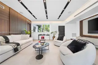 Propiedad en alquiler con 3 habitaciones y 2 baños en Miami