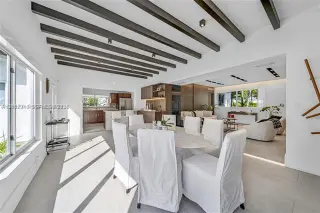 Propiedad en alquiler con 3 habitaciones y 2 baños en Miami