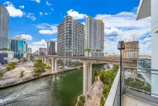 Propiedad en alquiler con 3 habitaciones y 3 baños en Miami