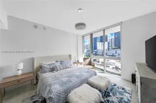 Propiedad en alquiler con 3 habitaciones y 3 baños en Miami