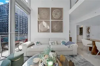 Propiedad en alquiler con 3 habitaciones y 3 baños en Miami