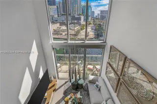 Propiedad en alquiler con 3 habitaciones y 3 baños en Miami