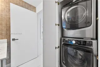 Propiedad en alquiler con 2 habitaciones y 2 baños en Miami