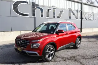 2025 Hyundai Venue SEL IVT