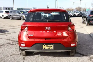 2025 Hyundai Venue SEL IVT