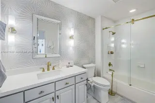 Propiedad en alquiler con 2 habitaciones y 2 baños en Miami
