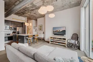 Propiedad en alquiler con 2 habitaciones y 2 baños en Miami