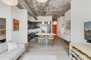 Propiedad en alquiler con 2 habitaciones y 2 baños en Miami