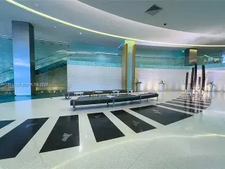 Propiedad en alquiler con 2 habitaciones y 2.5 baños en Miami