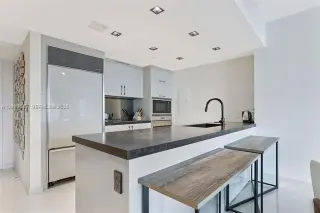 Propiedad en alquiler con 2 habitaciones y 2 baños en Miami