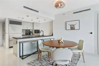 Propiedad en alquiler con 2 habitaciones y 2 baños en Miami