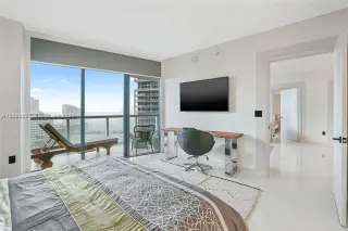 Propiedad en alquiler con 2 habitaciones y 2 baños en Miami