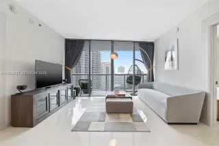 Propiedad en alquiler con 2 habitaciones y 2 baños en Miami