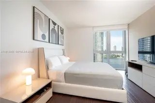 Propiedad en alquiler con 2 habitaciones y 2 baños en Miami