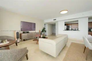 Propiedad en alquiler con 2 habitaciones y 2 baños en Miami