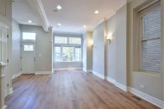 Propiedad en alquiler con 3 habitaciones y 2 baños en Chicago