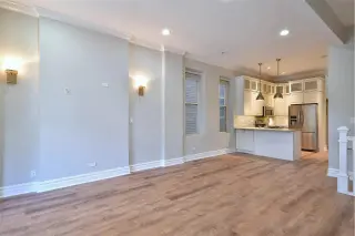 Propiedad en alquiler con 3 habitaciones y 2 baños en Chicago