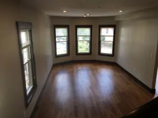Propiedad en alquiler con 5 habitaciones y 3 baños en Jamaica Plain