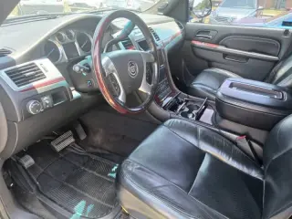 2010 Cadillac Escalade ESV Premium