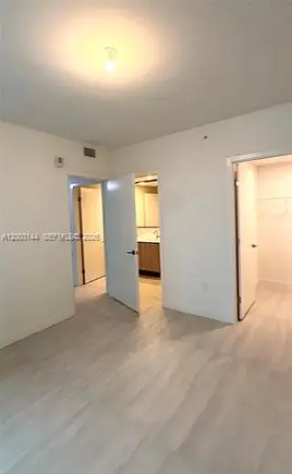 Propiedad en alquiler con 1 dormitorio y 1 baño en Miami