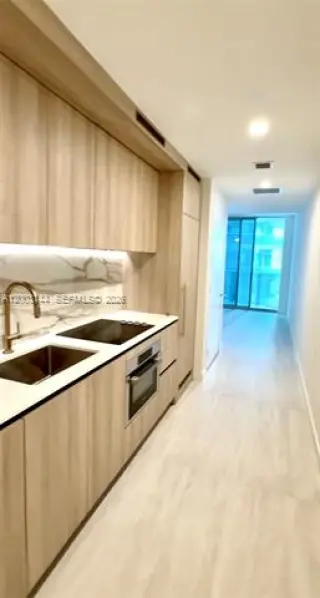 Propiedad en alquiler con 1 dormitorio y 1 baño en Miami