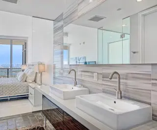 Propiedad en alquiler con 2 habitaciones y 2.5 baños en Miami