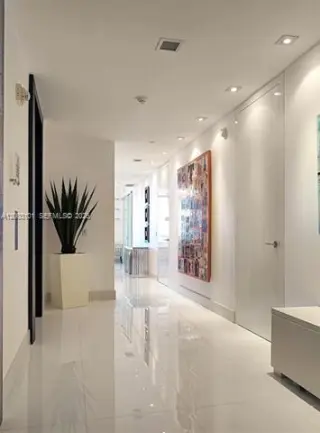 Propiedad en alquiler con 2 habitaciones y 2.5 baños en Miami