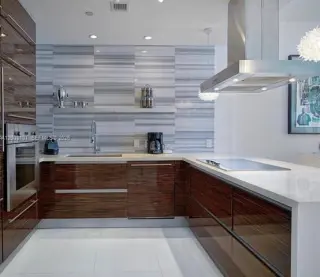 Propiedad en alquiler con 2 habitaciones y 2.5 baños en Miami