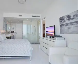 Propiedad en alquiler con 2 habitaciones y 2.5 baños en Miami