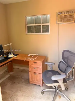Propiedad en alquiler con 4 habitaciones y 3 baños en Key Biscayne