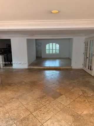 Propiedad en alquiler con 4 habitaciones y 3 baños en Key Biscayne