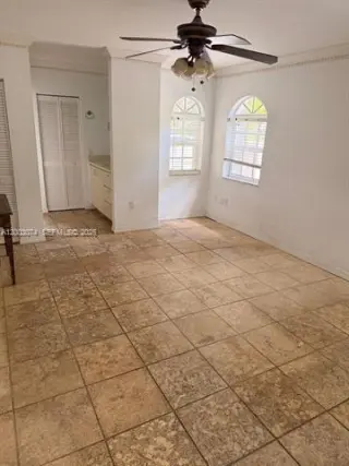 Propiedad en alquiler con 4 habitaciones y 3 baños en Key Biscayne